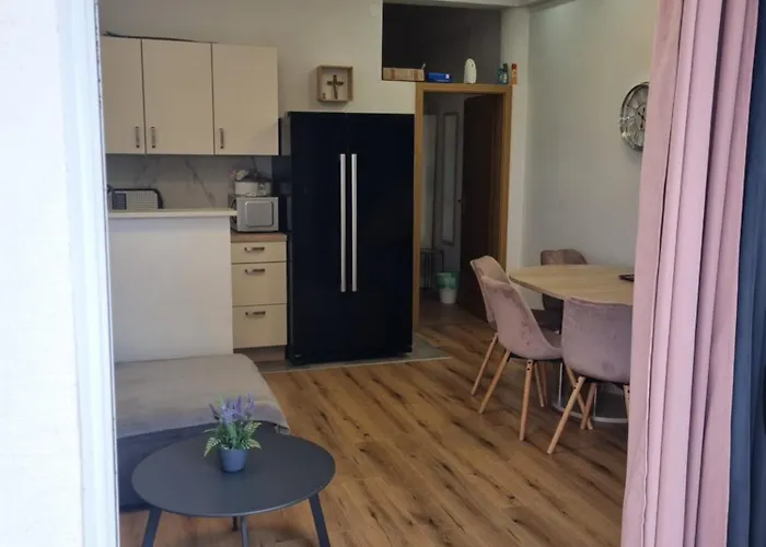 Lucia Apartmán Mimice