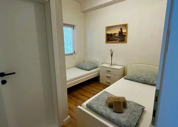 Lucia Apartmán Mimice